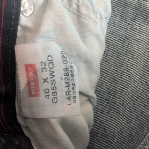 Wrangler Jeans - Picture 2 of 4